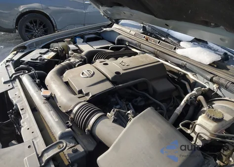 2010 Nissan Pathfinder S Fe+ z USA, uszkodzony, nr VIN 5N1AR1NN1AC625992